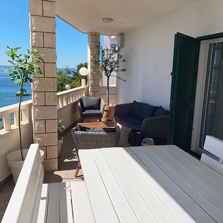 Daire Beachfront Split