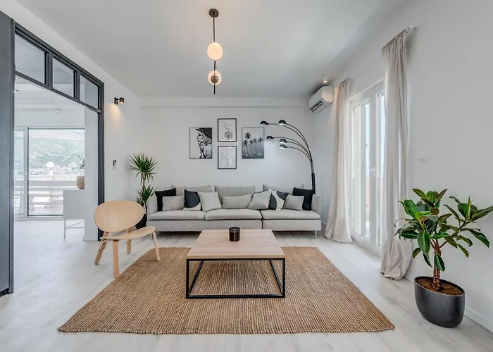 Apartment Beachfront Split