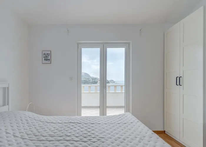 Apartment Beachfront